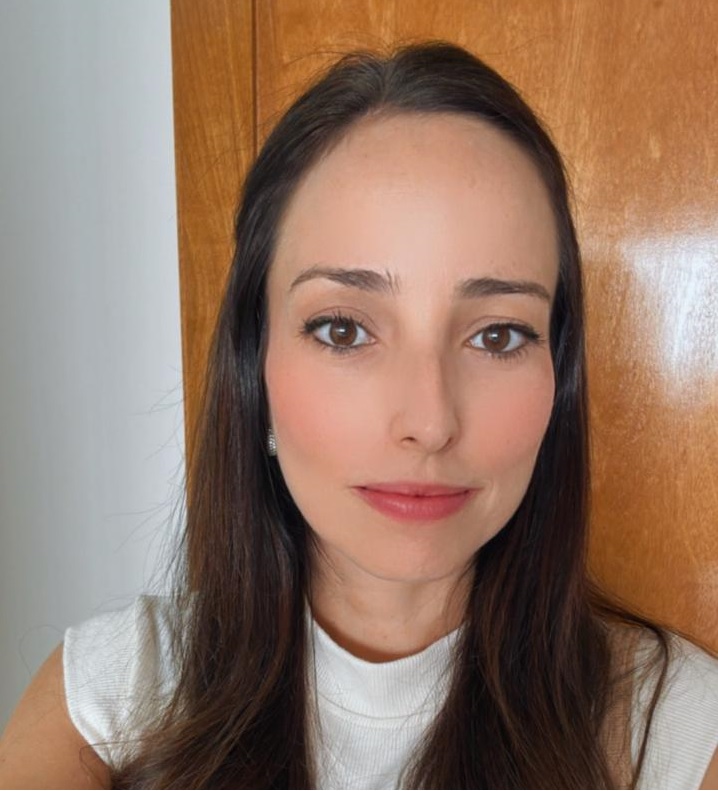 Carolina Coelho - Professora de Língua Portuguesa